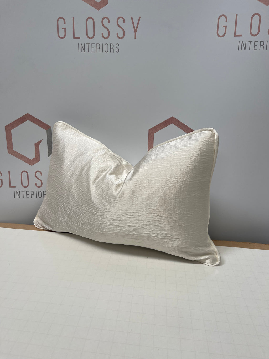 Arlo Ivory large Rectangle