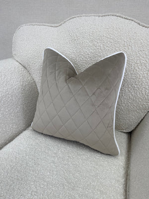 Putty Quilted white
