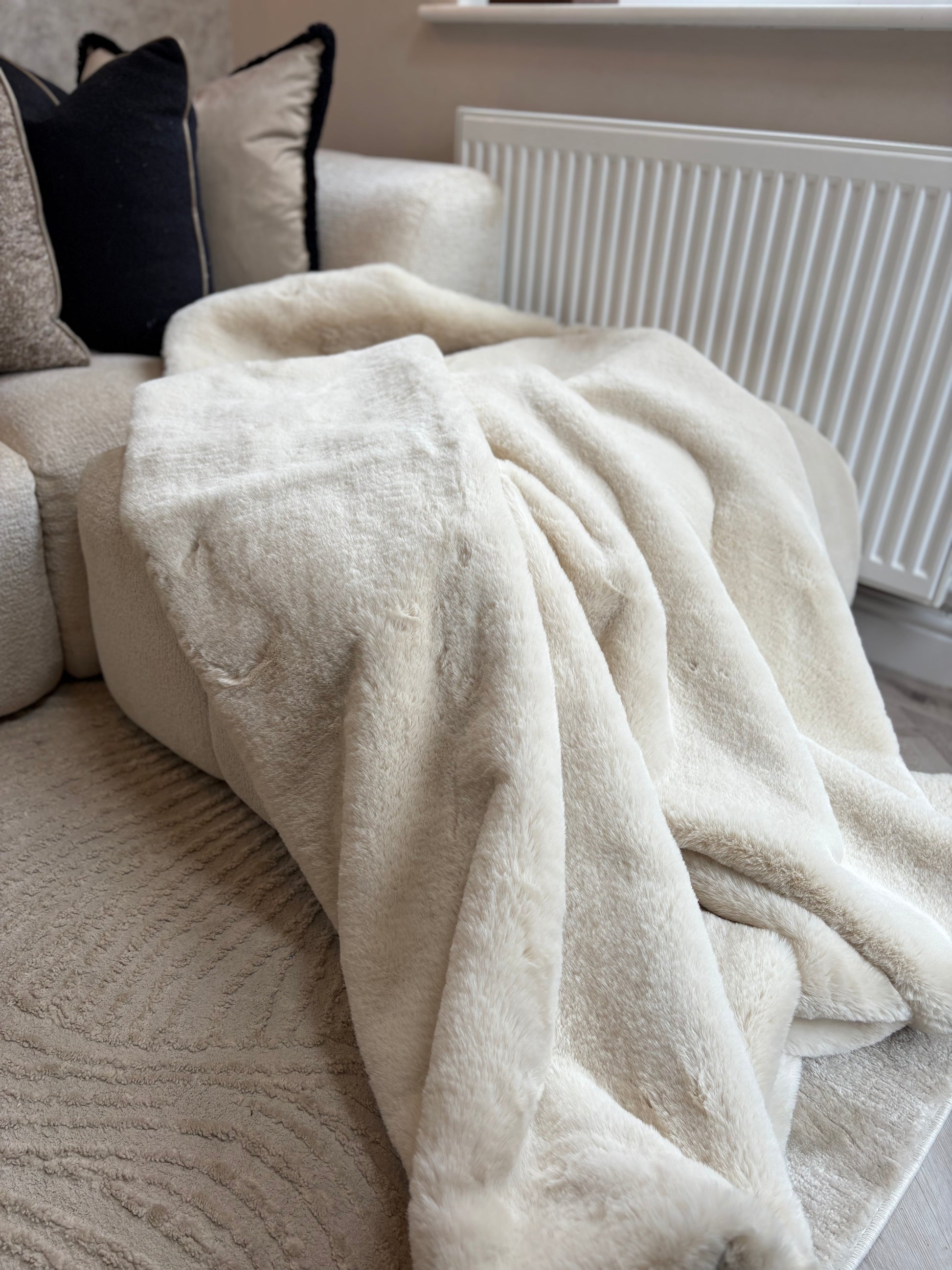 Cream luxury faux fur throw limited edition