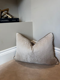 Amelia Chamapgne large rectangle