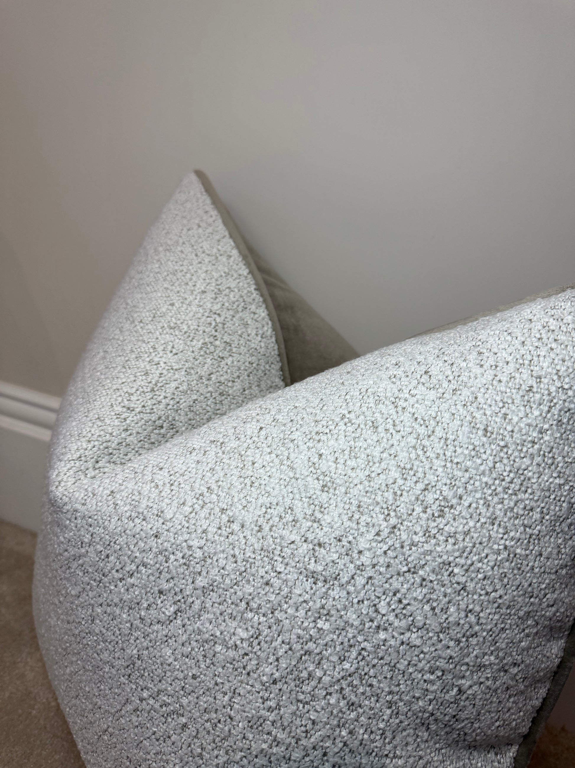 Ecru Boucle 22” cover