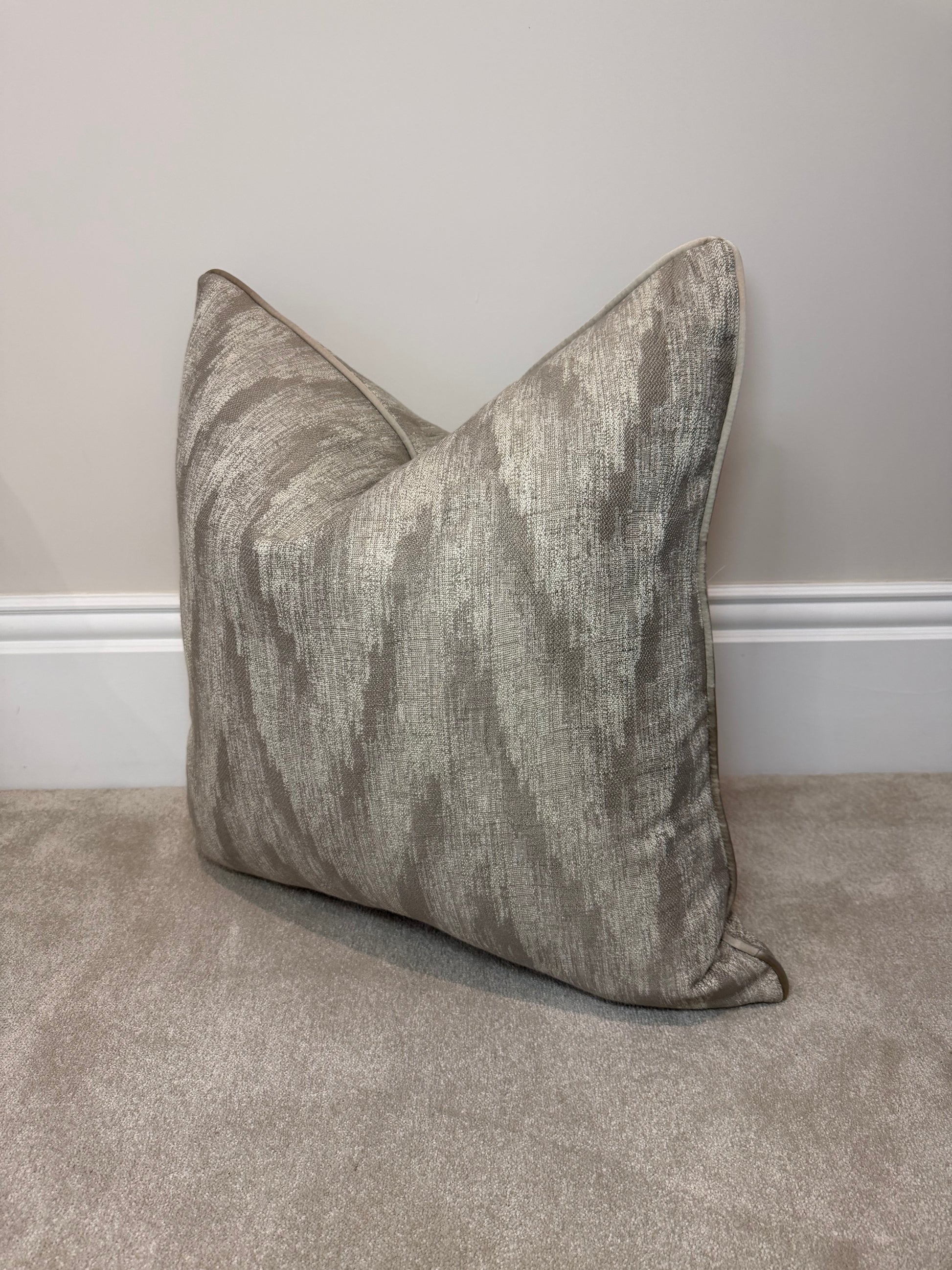 Mabel 22” cover only