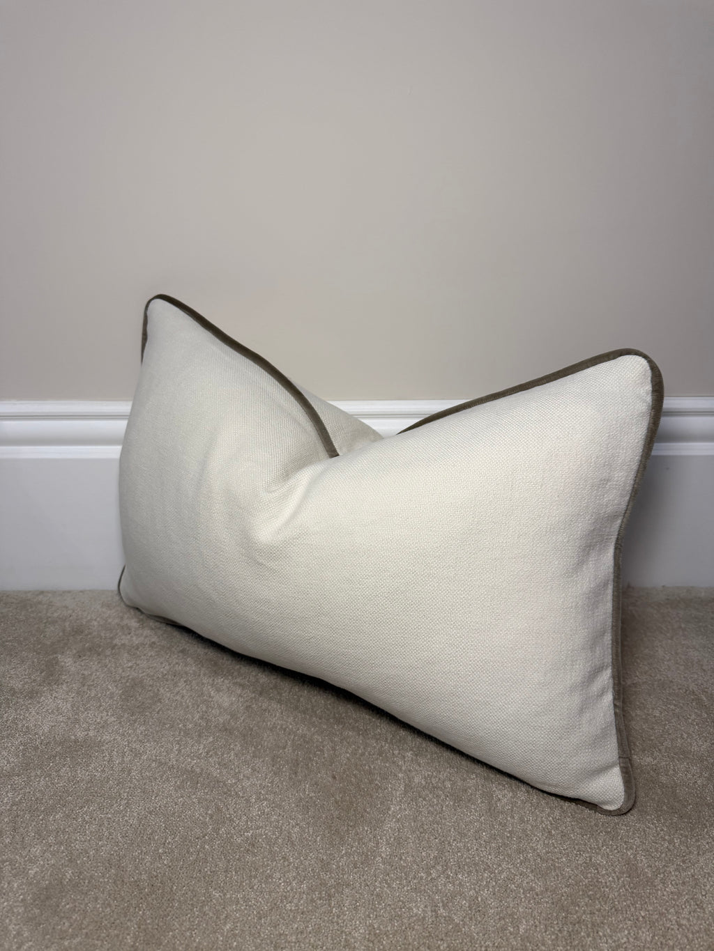 Grace linen rectangle medium cover