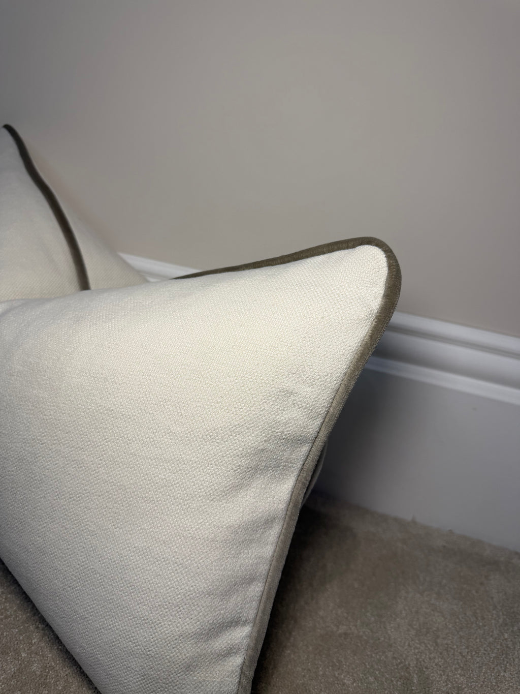 Grace linen rectangle medium cover