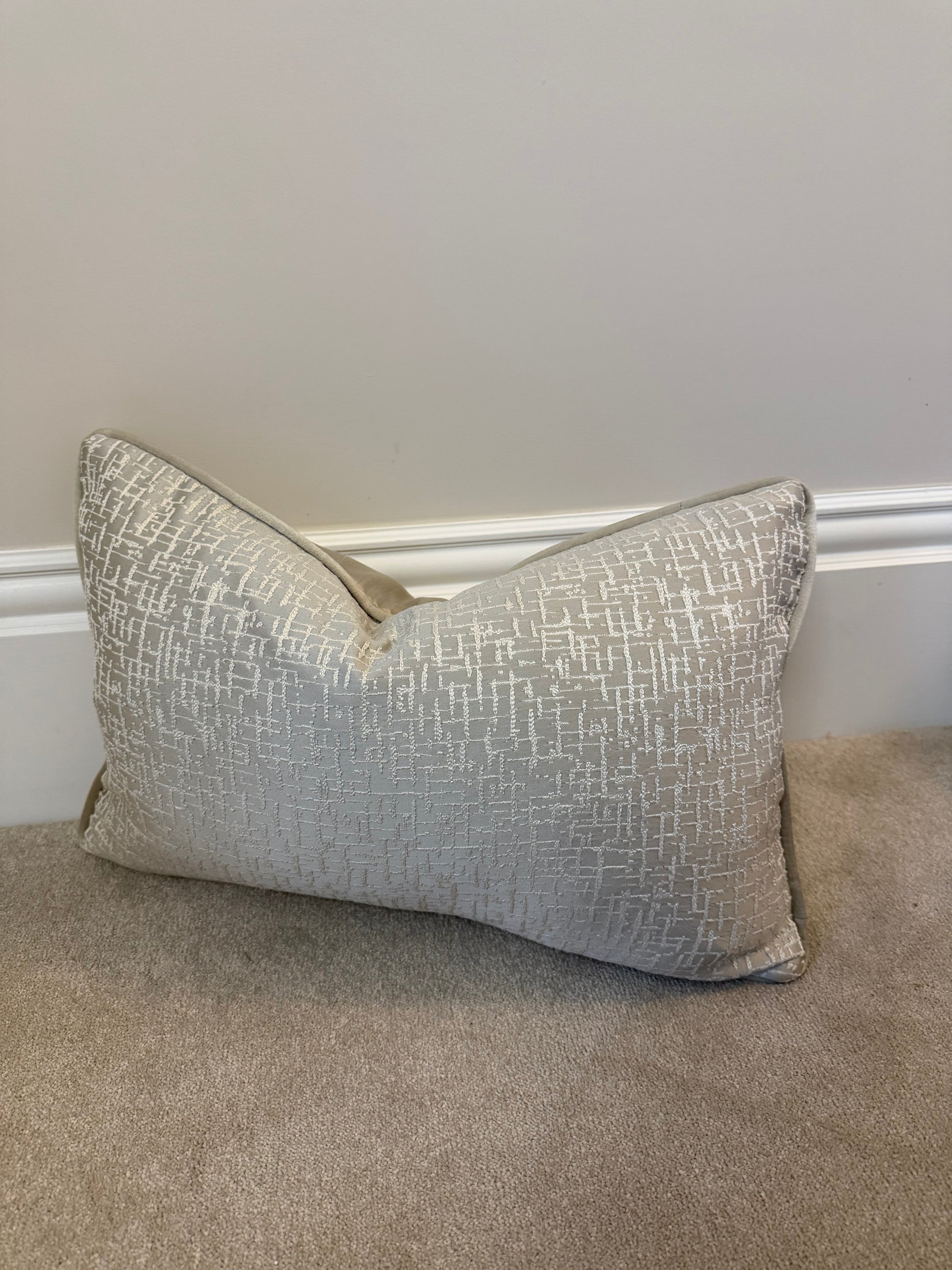 Savoy medium rectangle