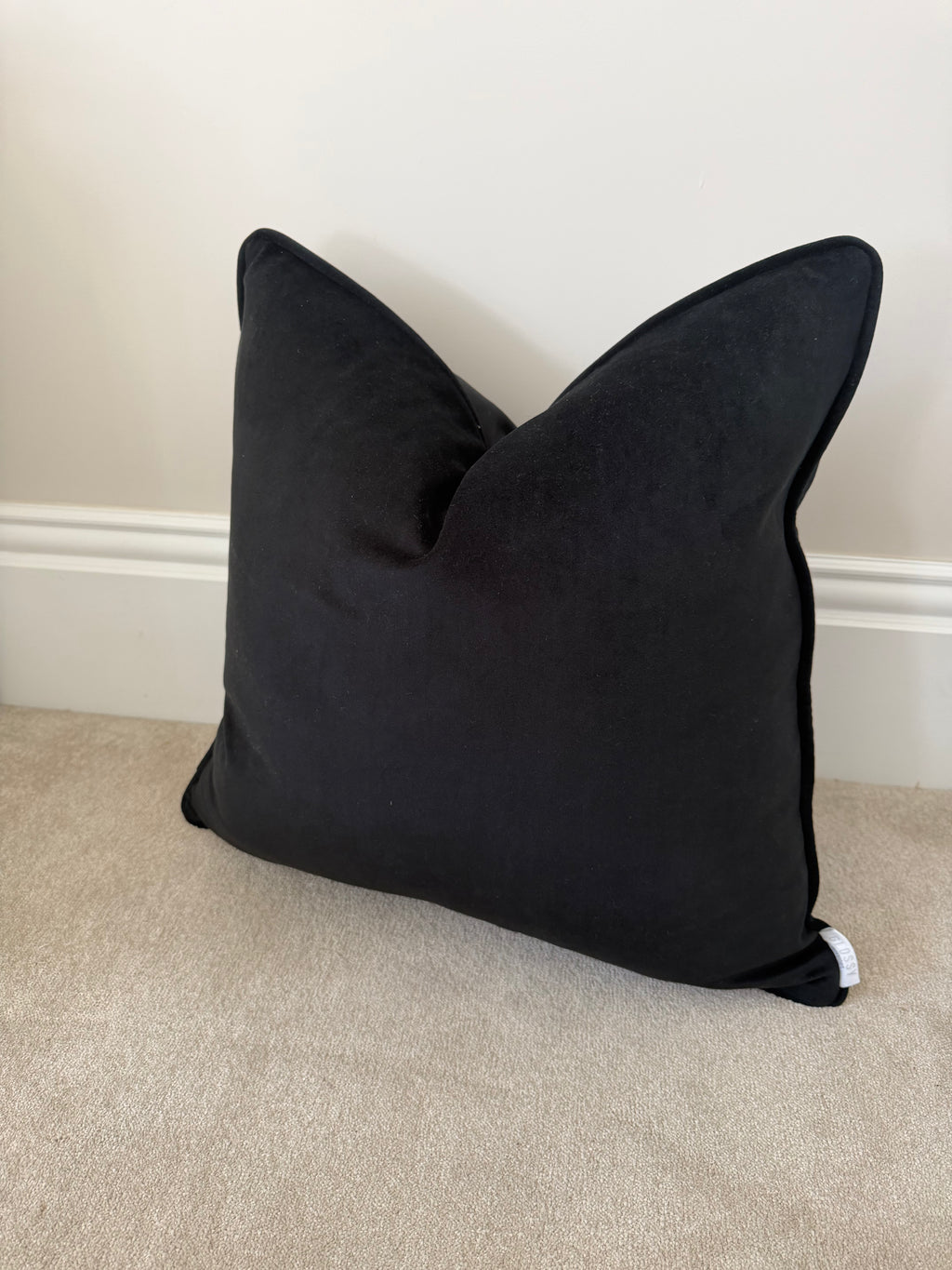 Black beauty 20” cover